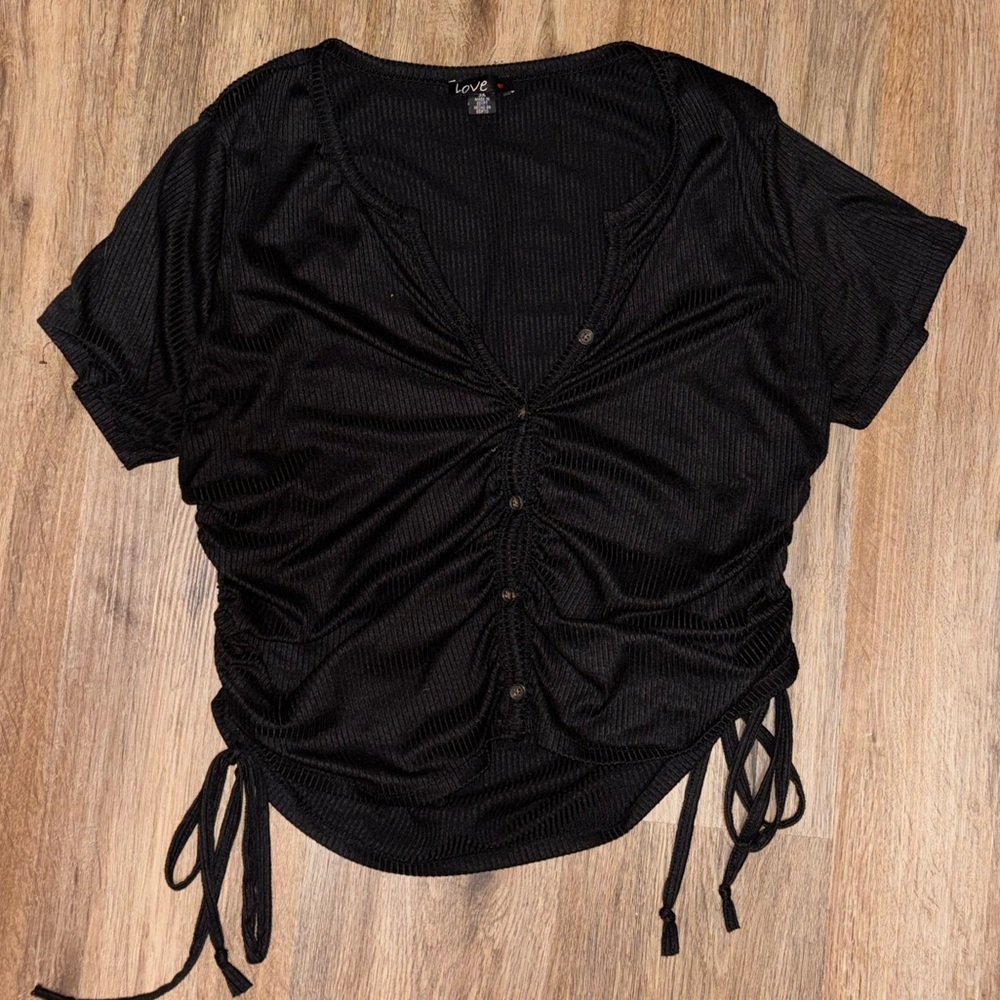 Plus size women’s Black ribbed Button-Down blouse
